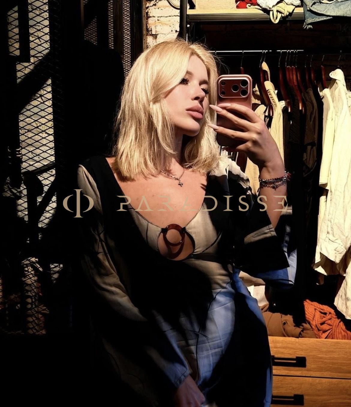 Escorts VIP Paradisse - Iriza