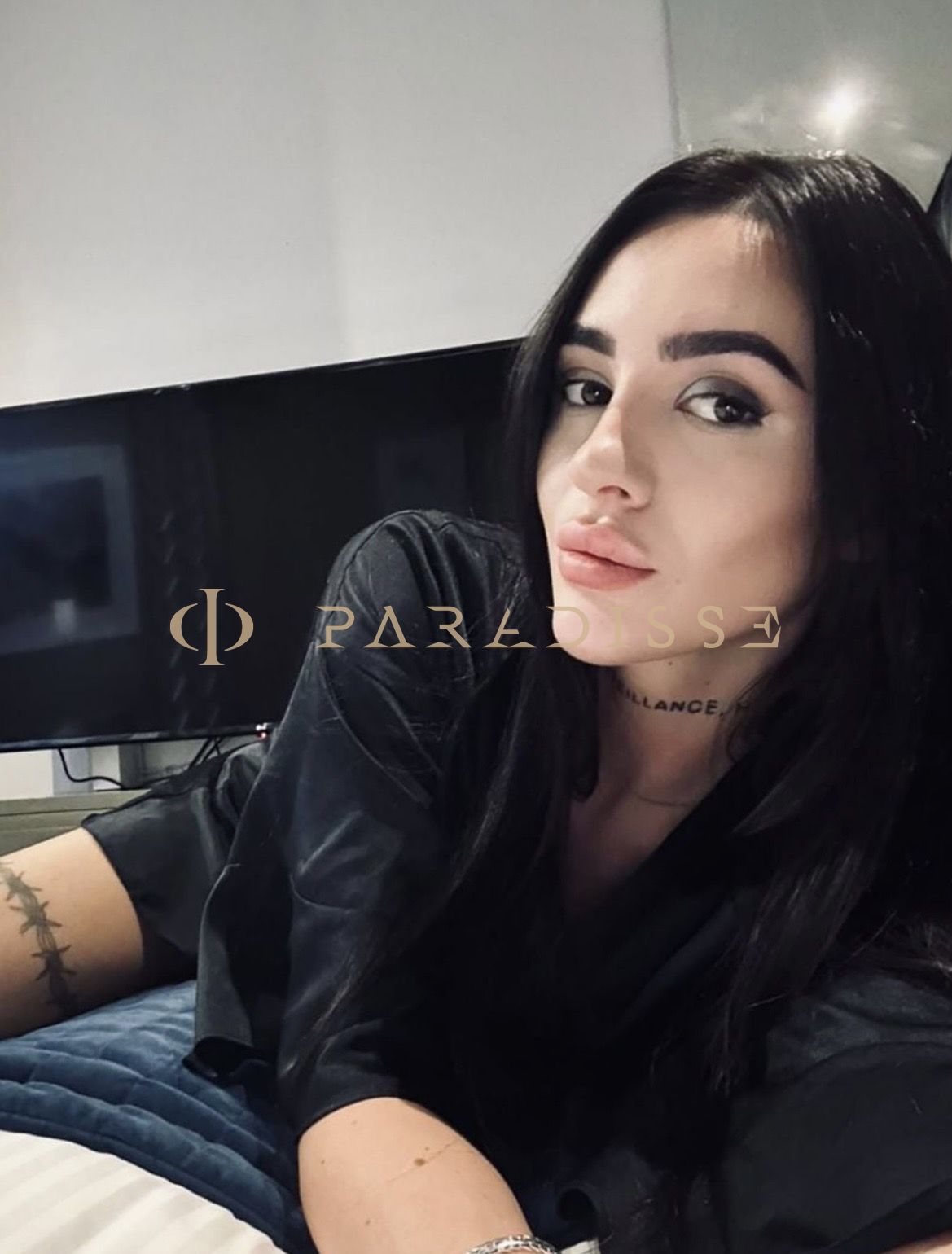 Escorts VIP Paradisse - Sinse