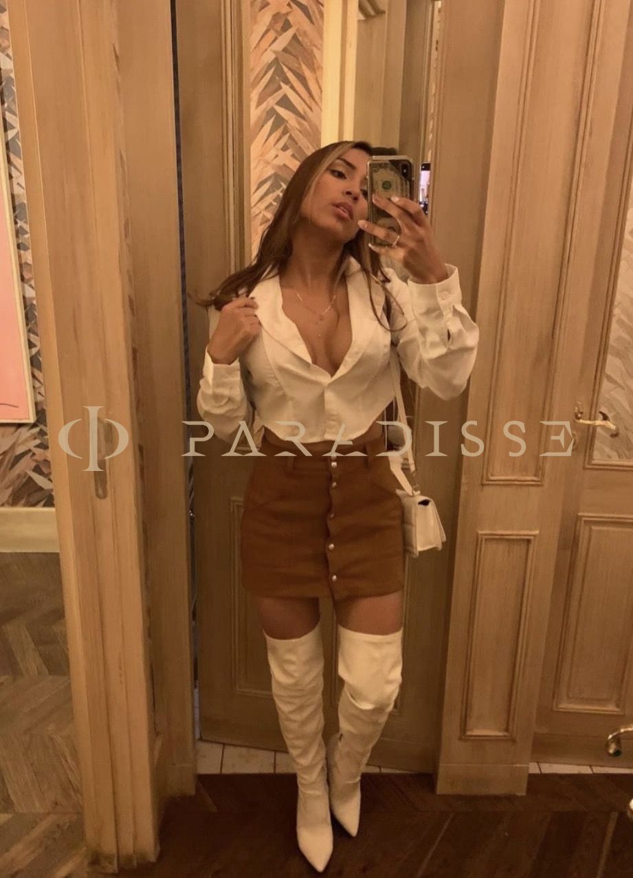 Escorts VIP Paradisse - Sally