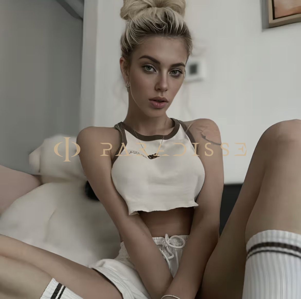 Escorts VIP Paradisse - Tonka