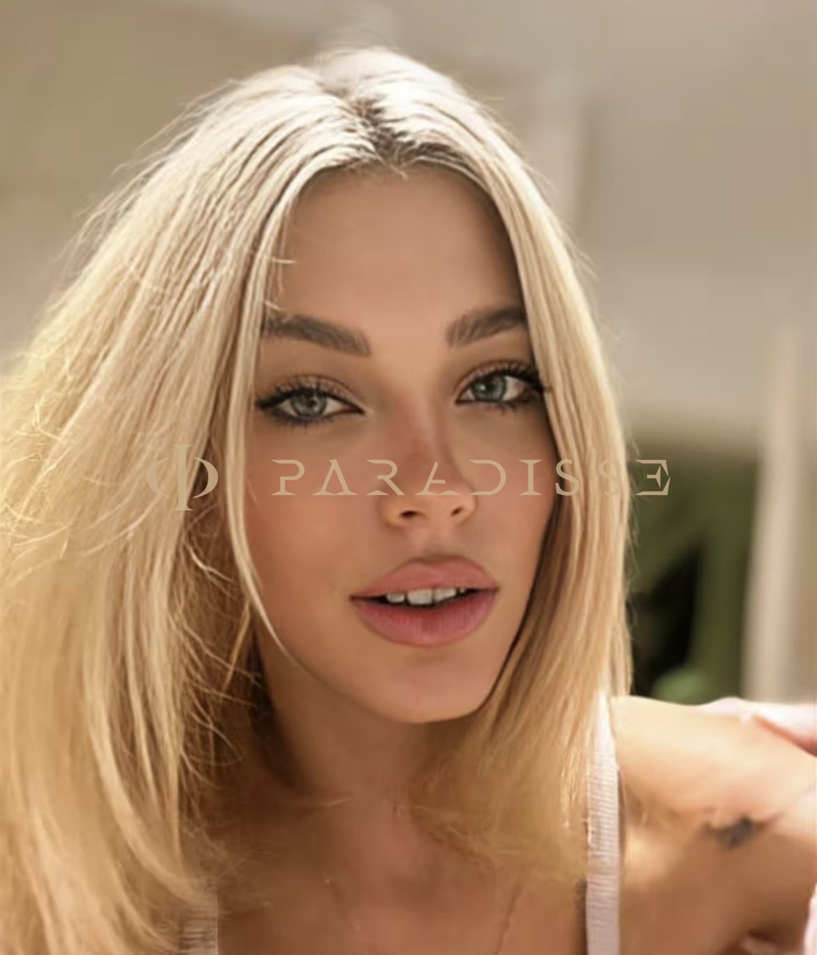 Escorts VIP Paradisse - Tonka