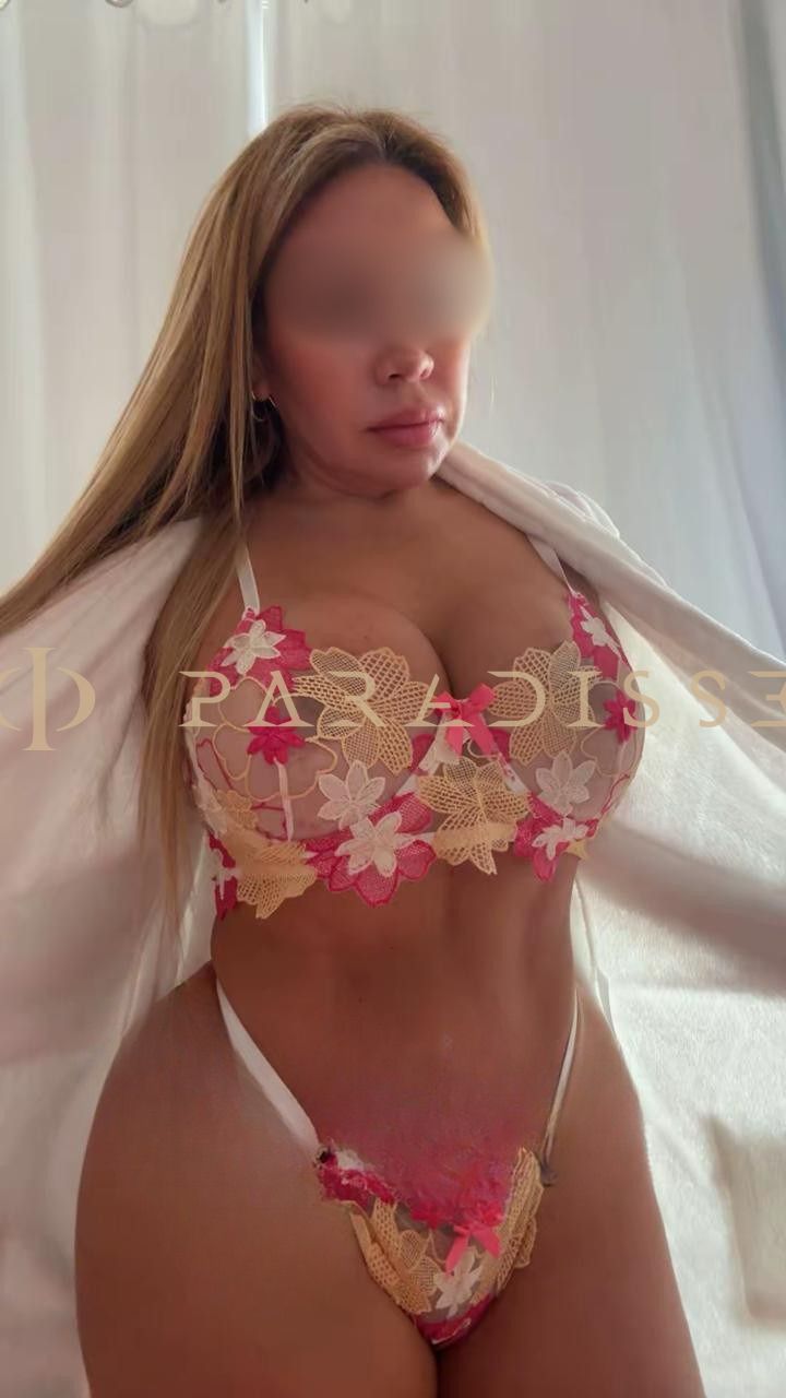 Escorts VIP Paradisse - Alison