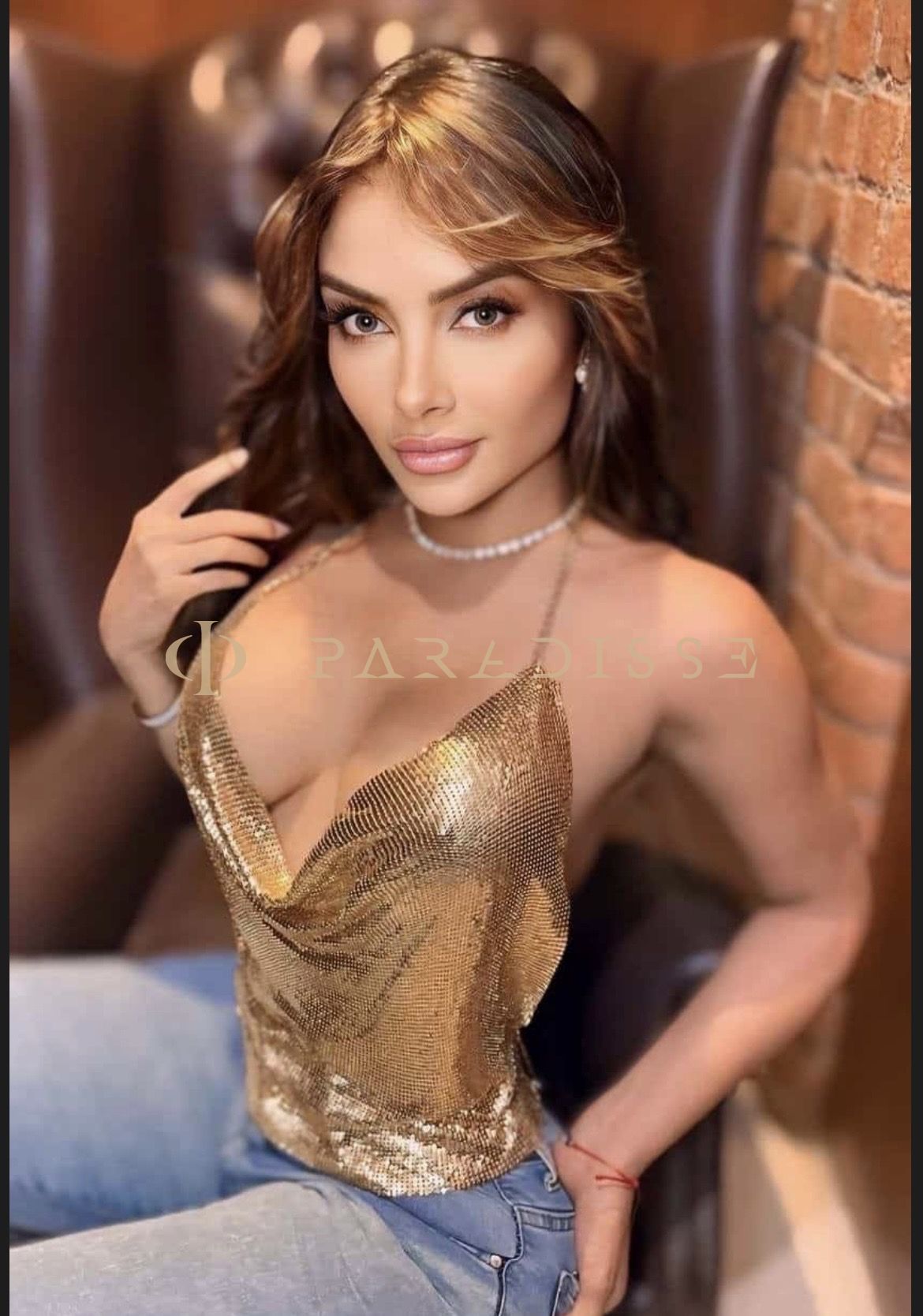 Escorts VIP Paradisse - Sisi