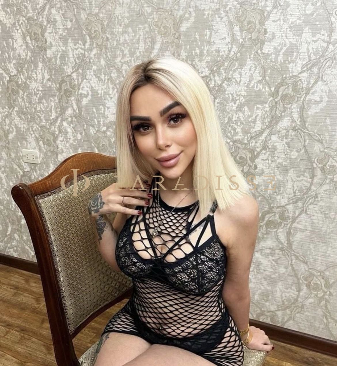 Escorts VIP Paradisse - Emery