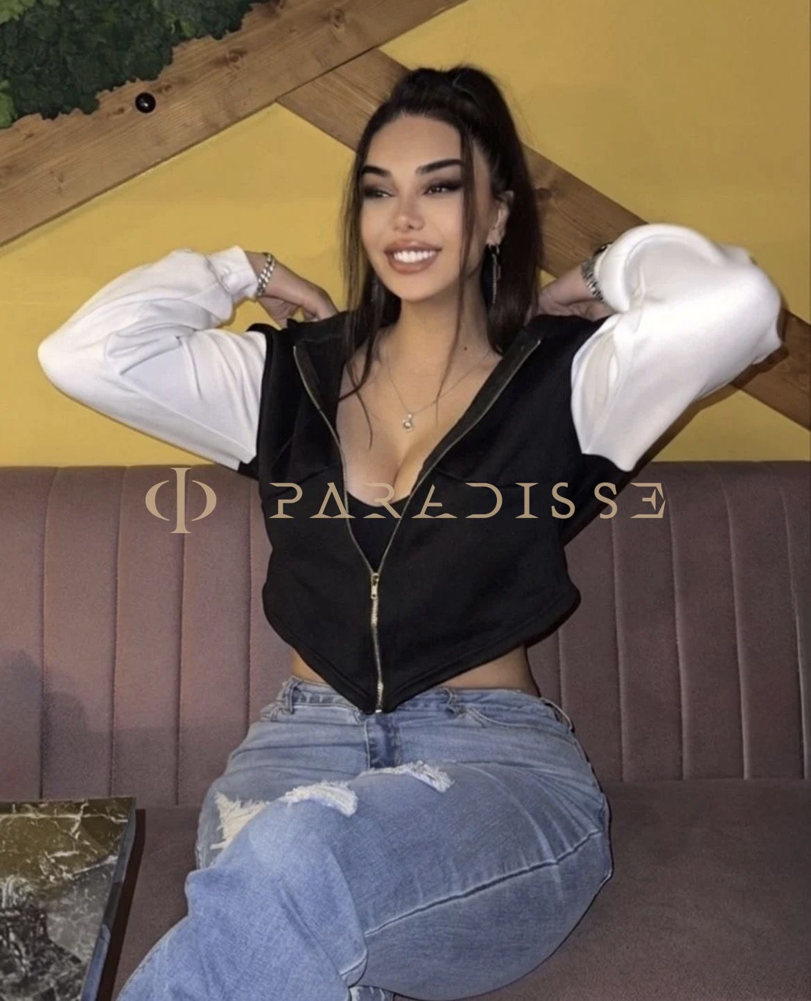 Escorts VIP Paradisse - Saray