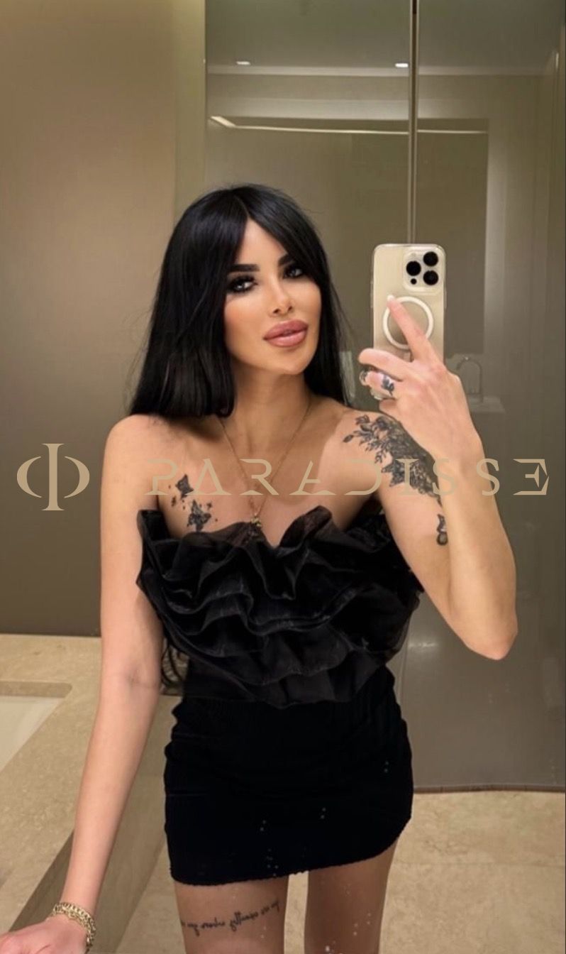 Escorts VIP Paradisse - Gustava