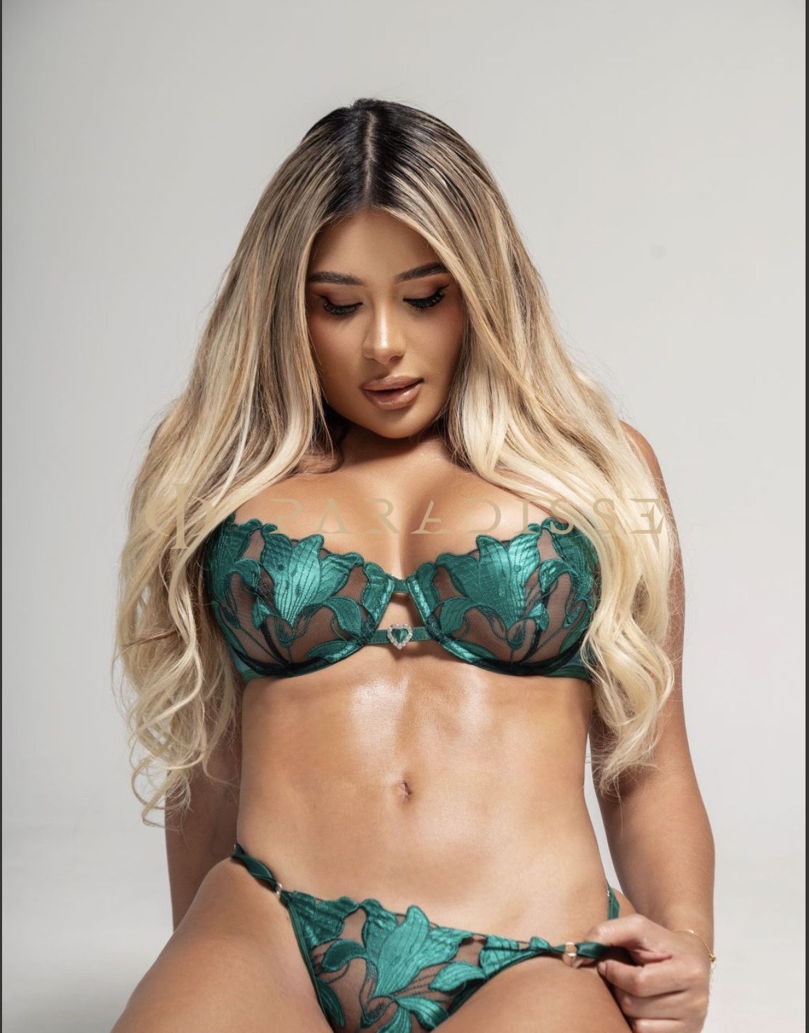 Escorts VIP Paradisse - Nuss