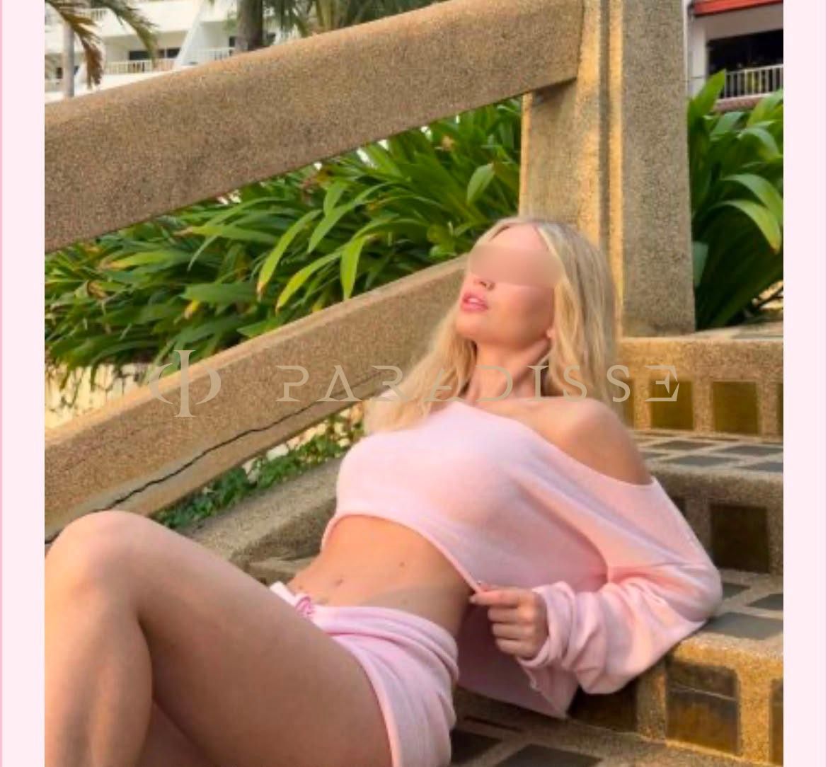 Escorts VIP Paradisse - Amaray