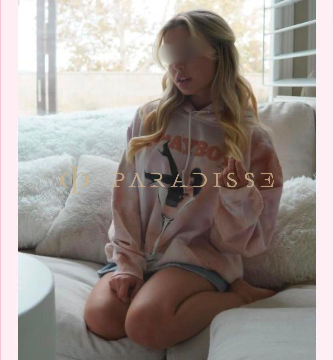 Escorts VIP Paradisse - Amaray