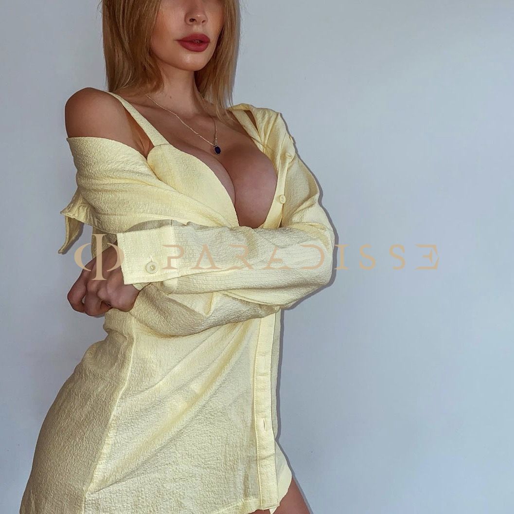 Escorts VIP Paradisse - Amil