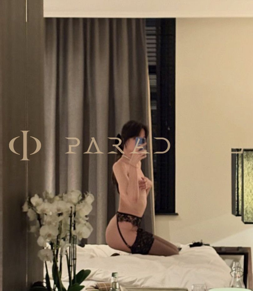 Escorts VIP Paradisse - Levine