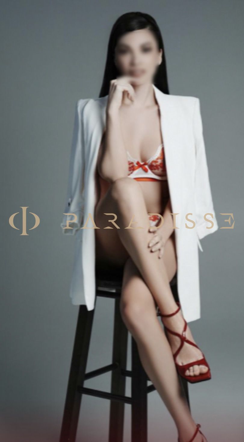Escorts VIP Paradisse - Marielle
