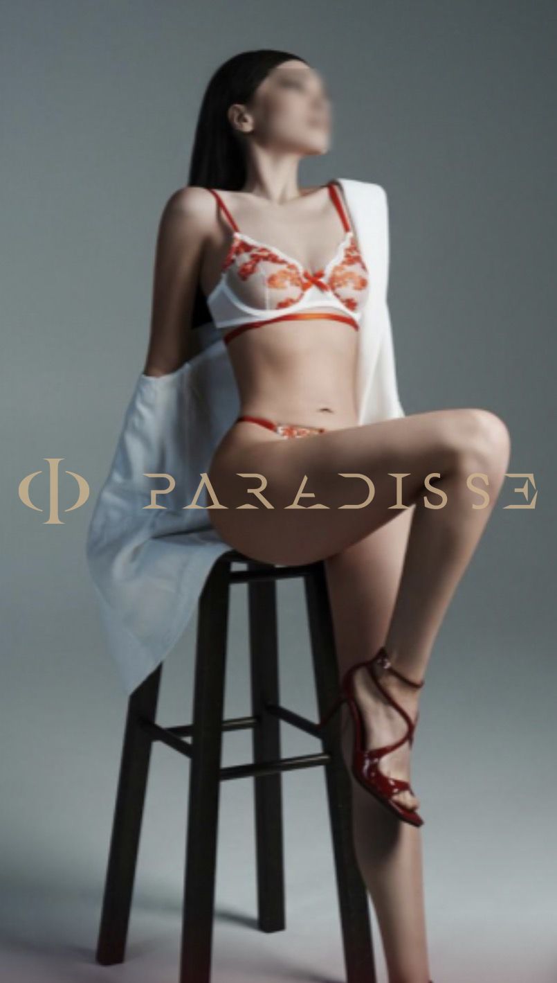 Escorts VIP Paradisse - Marielle
