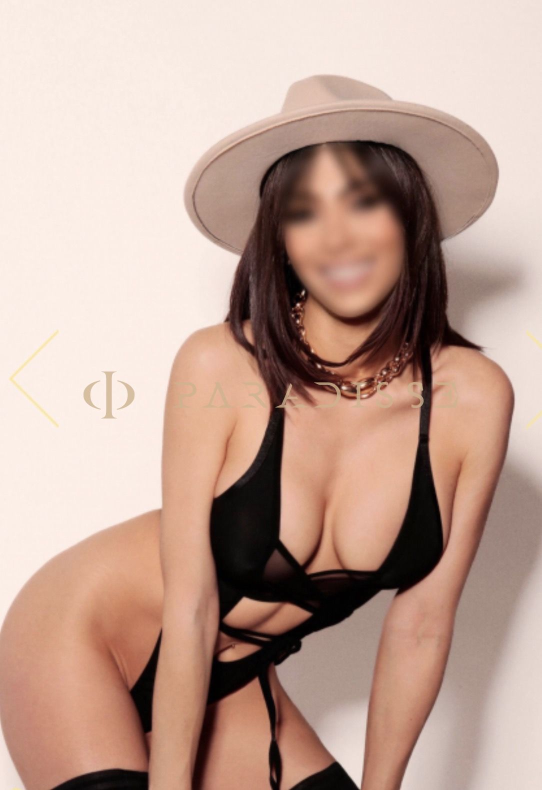Escorts VIP Paradisse - Floo