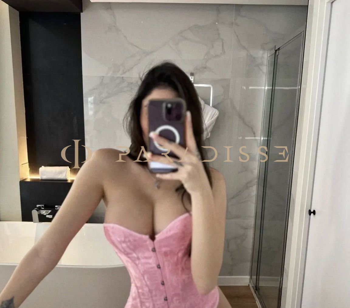 Escorts VIP Paradisse - Yuyunis