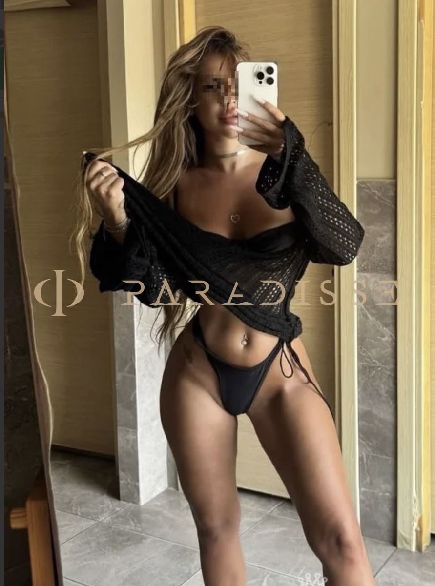 Escorts VIP Paradisse - Suit