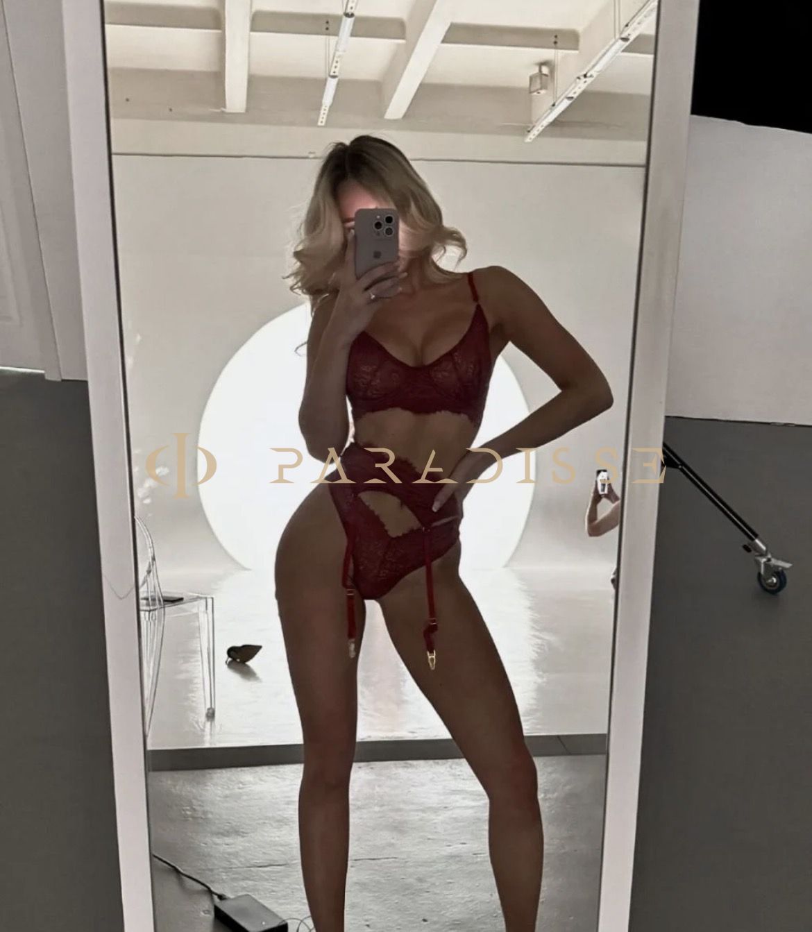 Escorts VIP Paradisse - Bruse