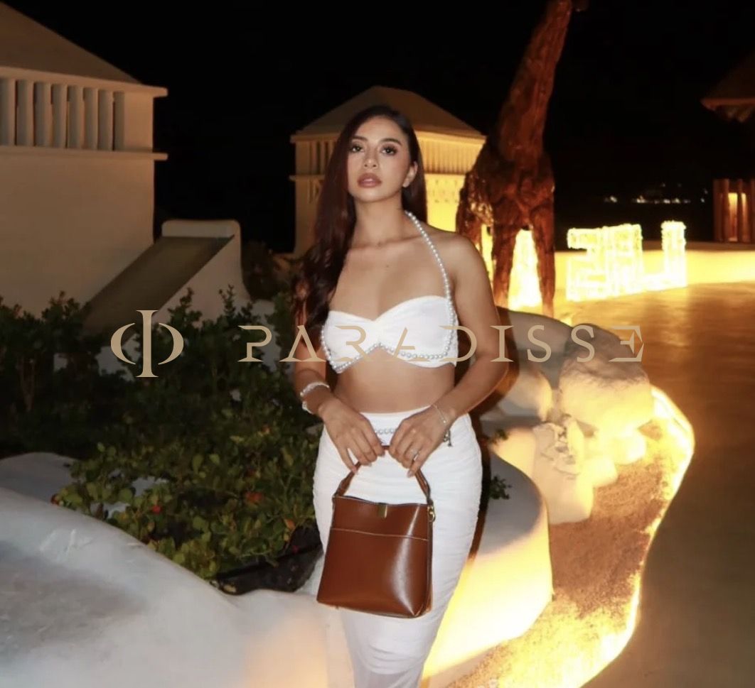 Escorts VIP Paradisse - Conii 