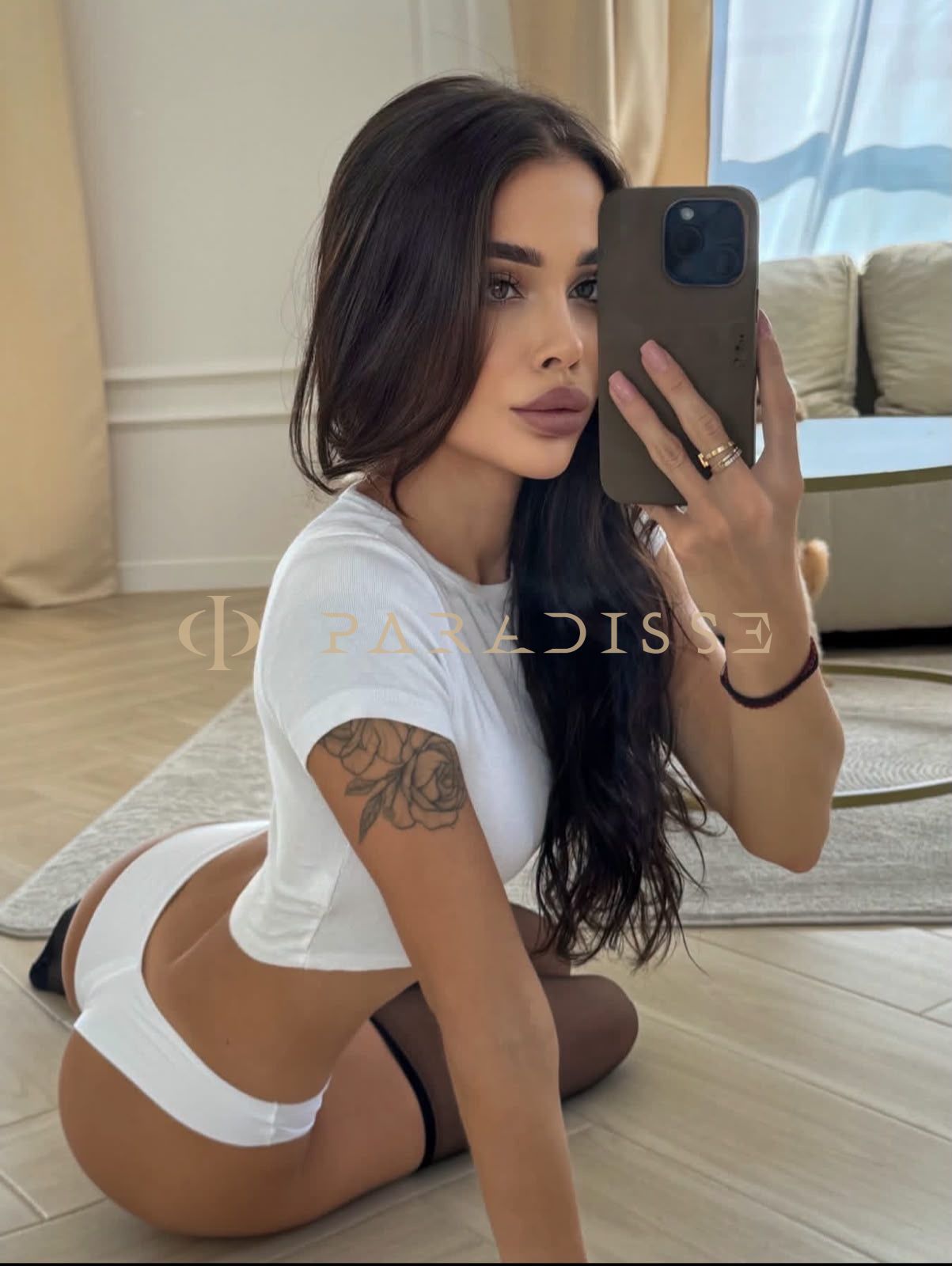 Escorts VIP Paradisse - Berenice