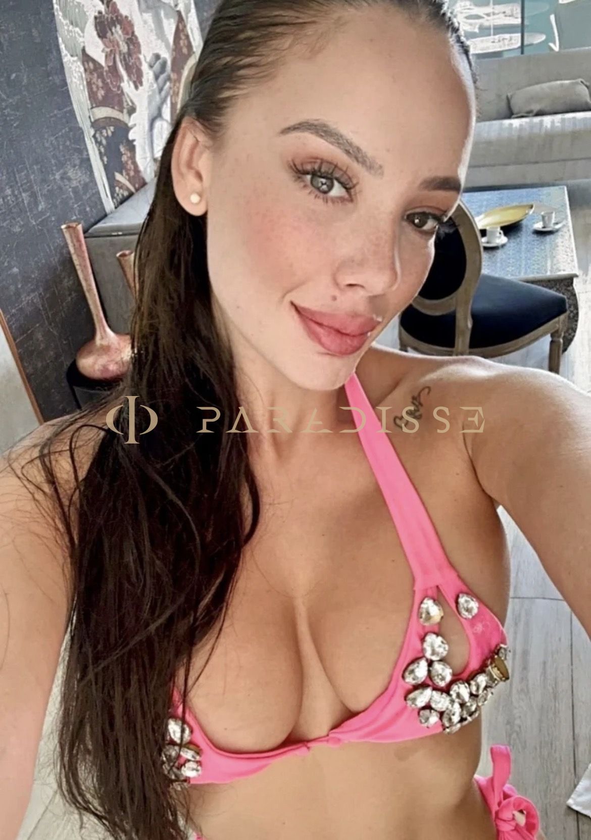 Escorts VIP Paradisse - Julianna