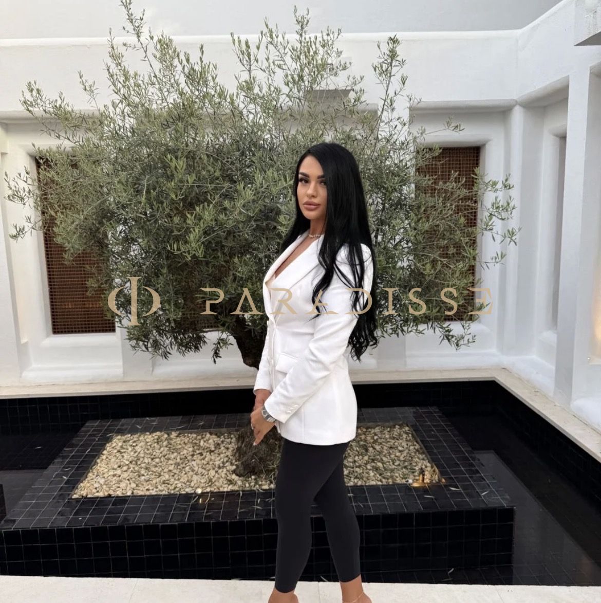 Escorts VIP Paradisse - Codi