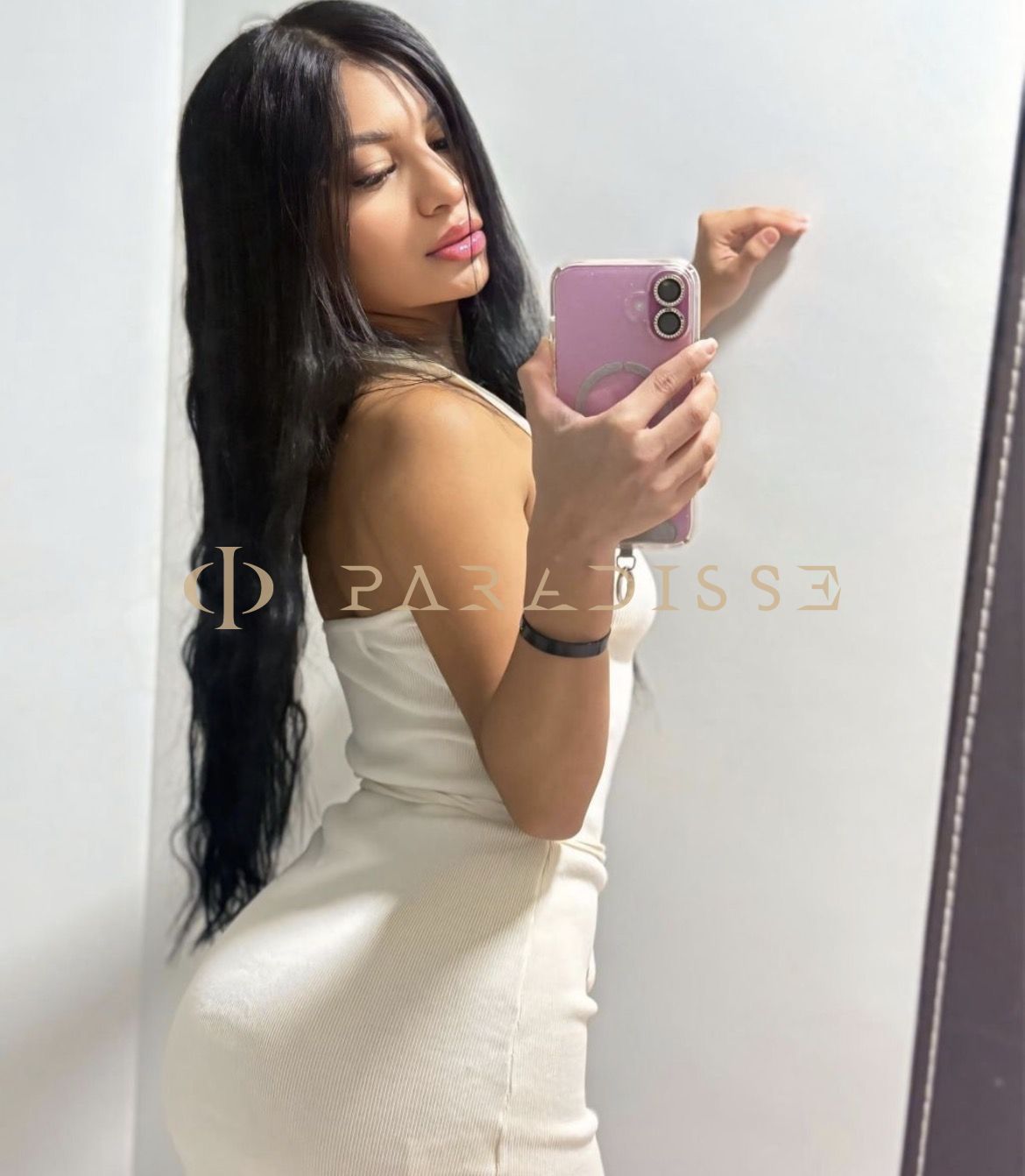 Escorts VIP Paradisse - Alanna