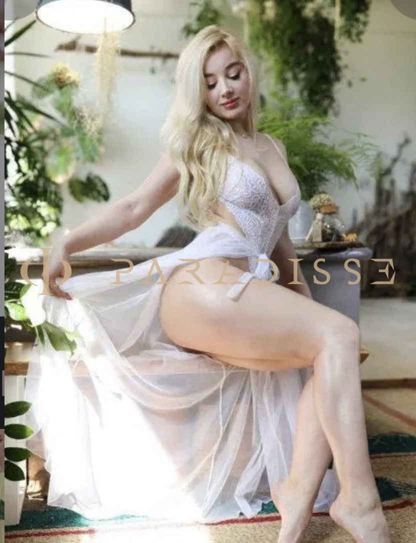 Escorts VIP Paradisse - Tayler