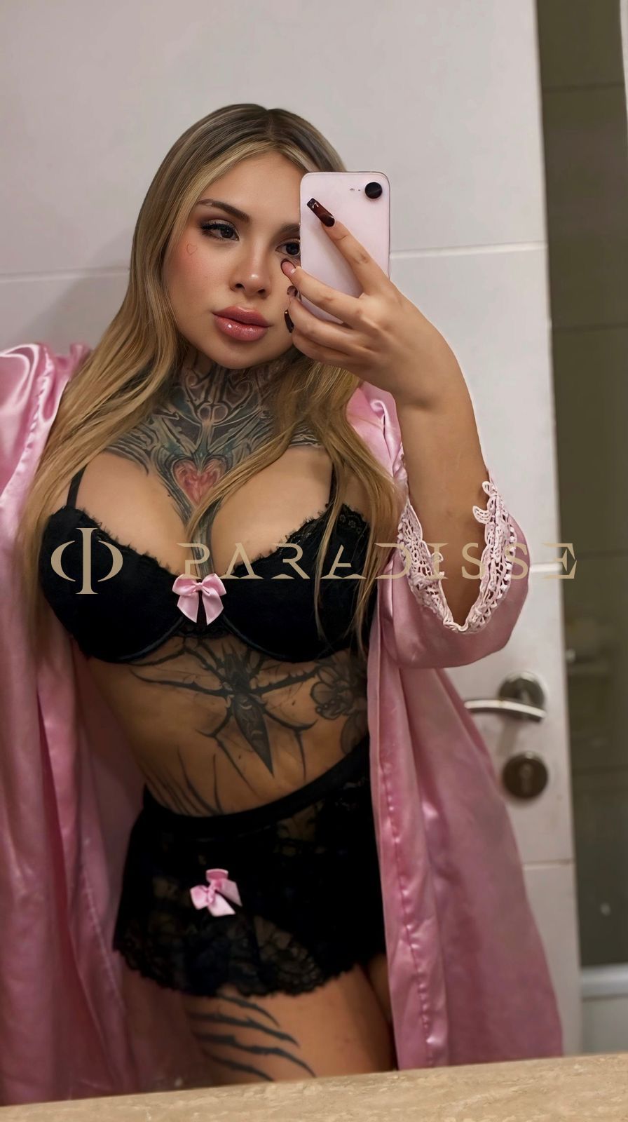 Escorts VIP Paradisse - Antonia