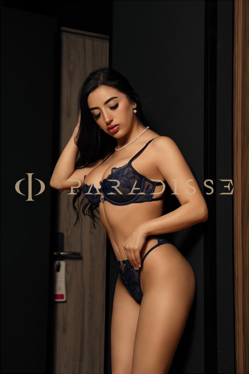 Escorts VIP Paradisse - Noemi