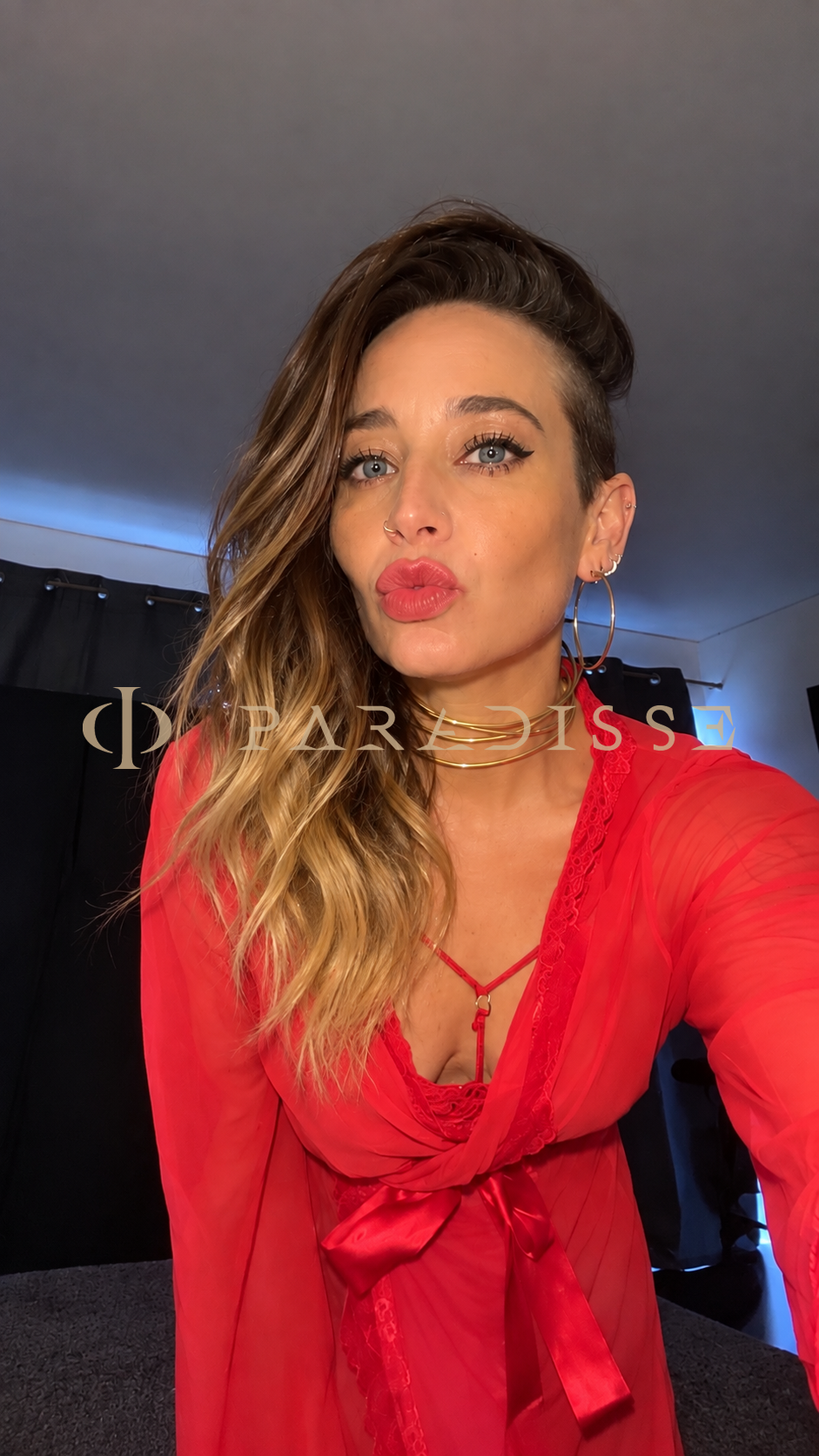 Escorts VIP Paradisse - Miel
