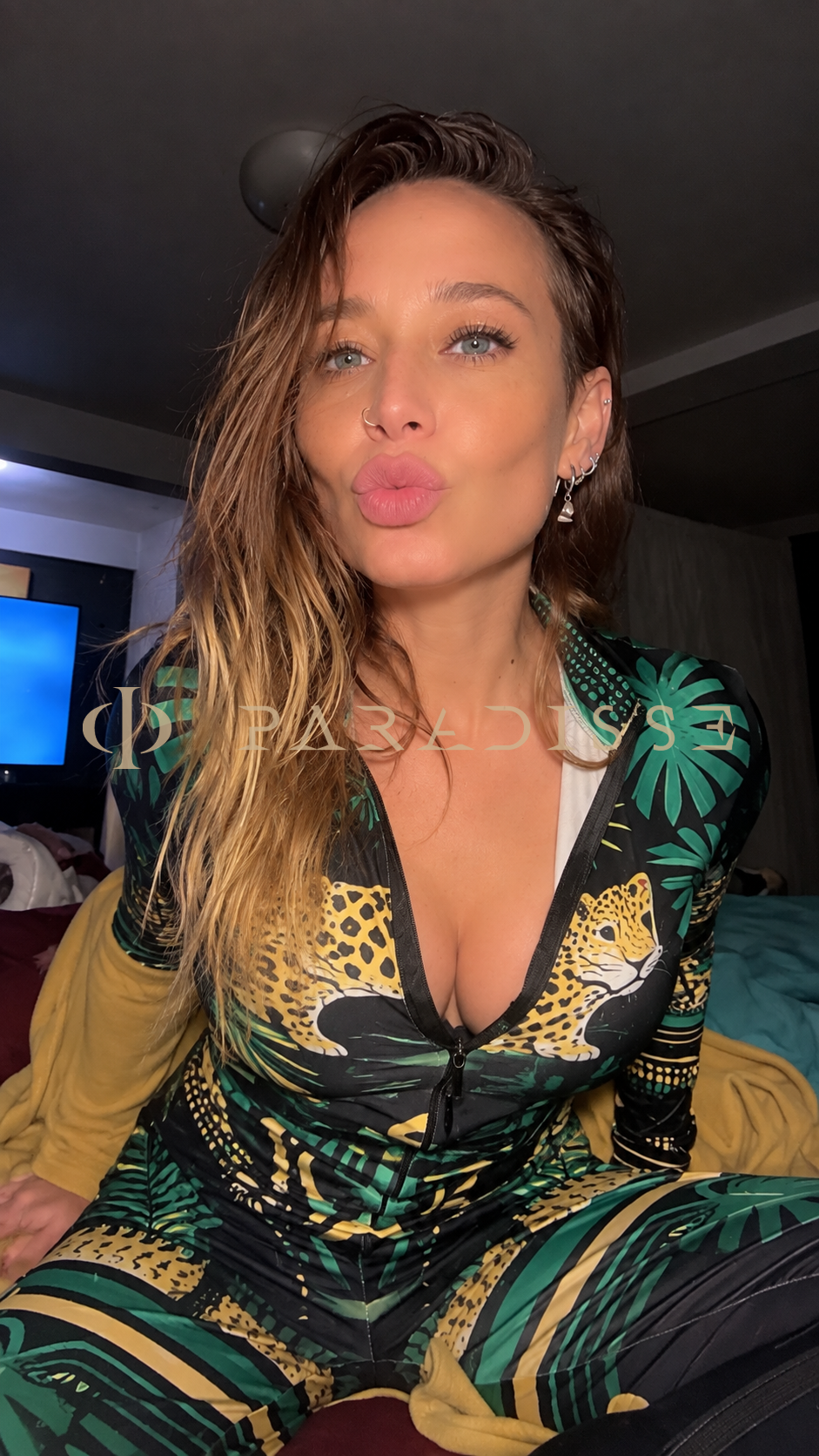 Escorts VIP Paradisse - Miel