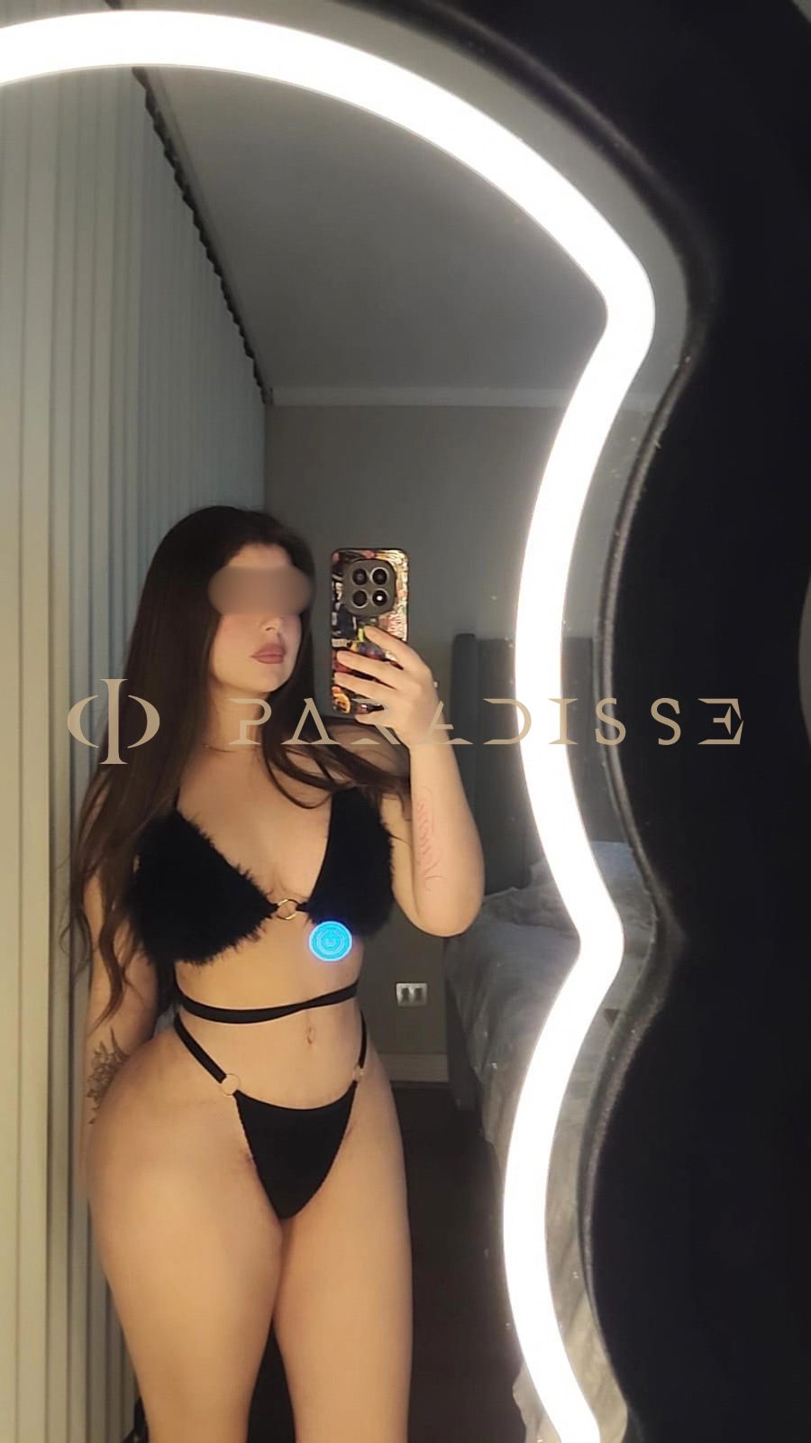 Escorts VIP Paradisse - Valerie