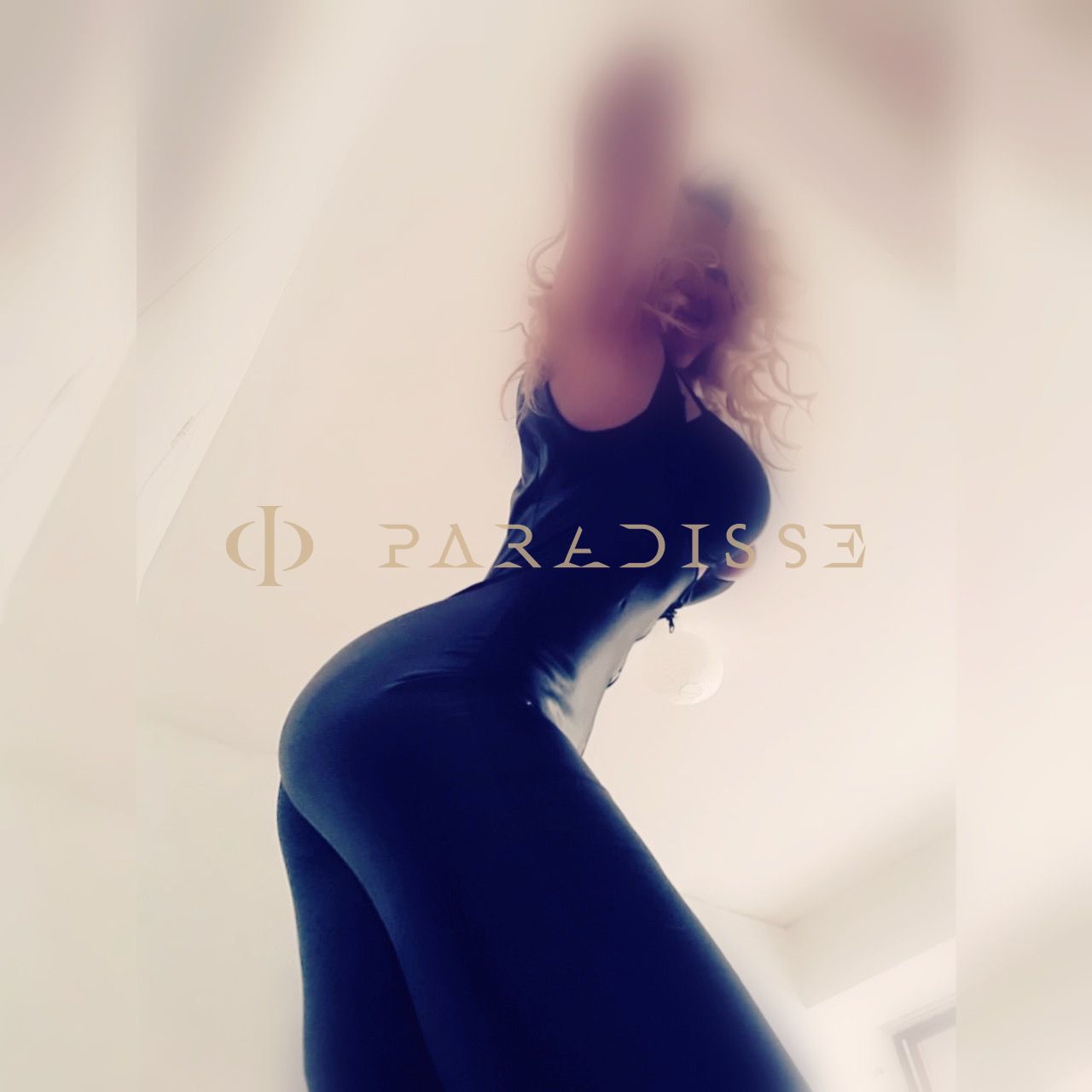 Escorts VIP Paradisse - Máxima
