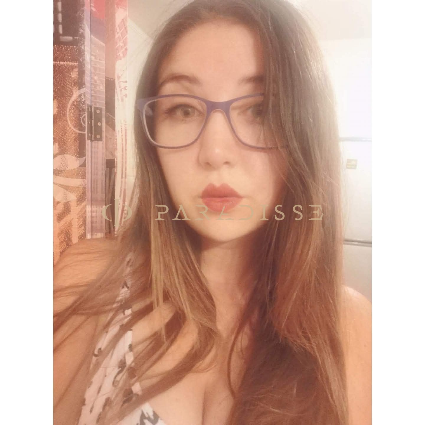 Escorts VIP Paradisse - Beatrice chilena 