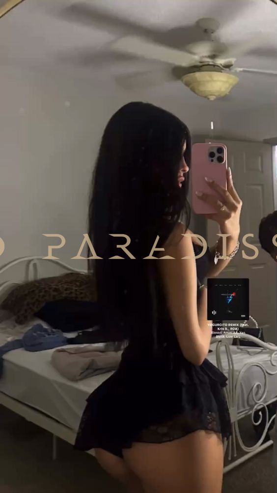 Escorts VIP Paradisse - Carolina