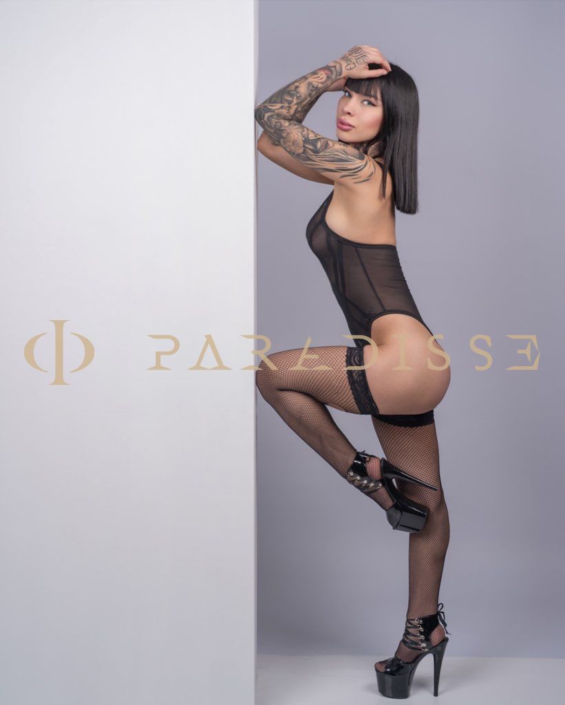 Escorts VIP Paradisse - Donatella