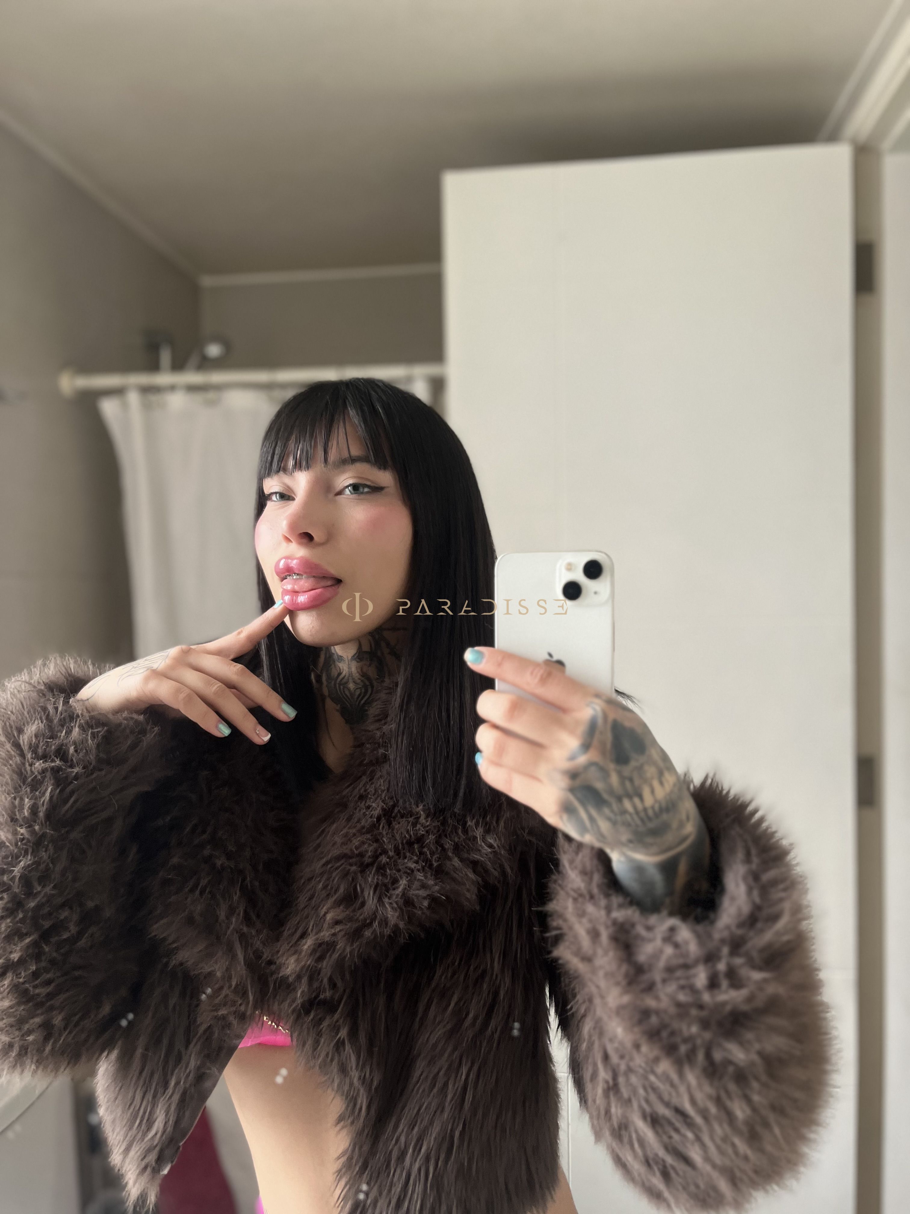 Escorts VIP Paradisse - Donatella