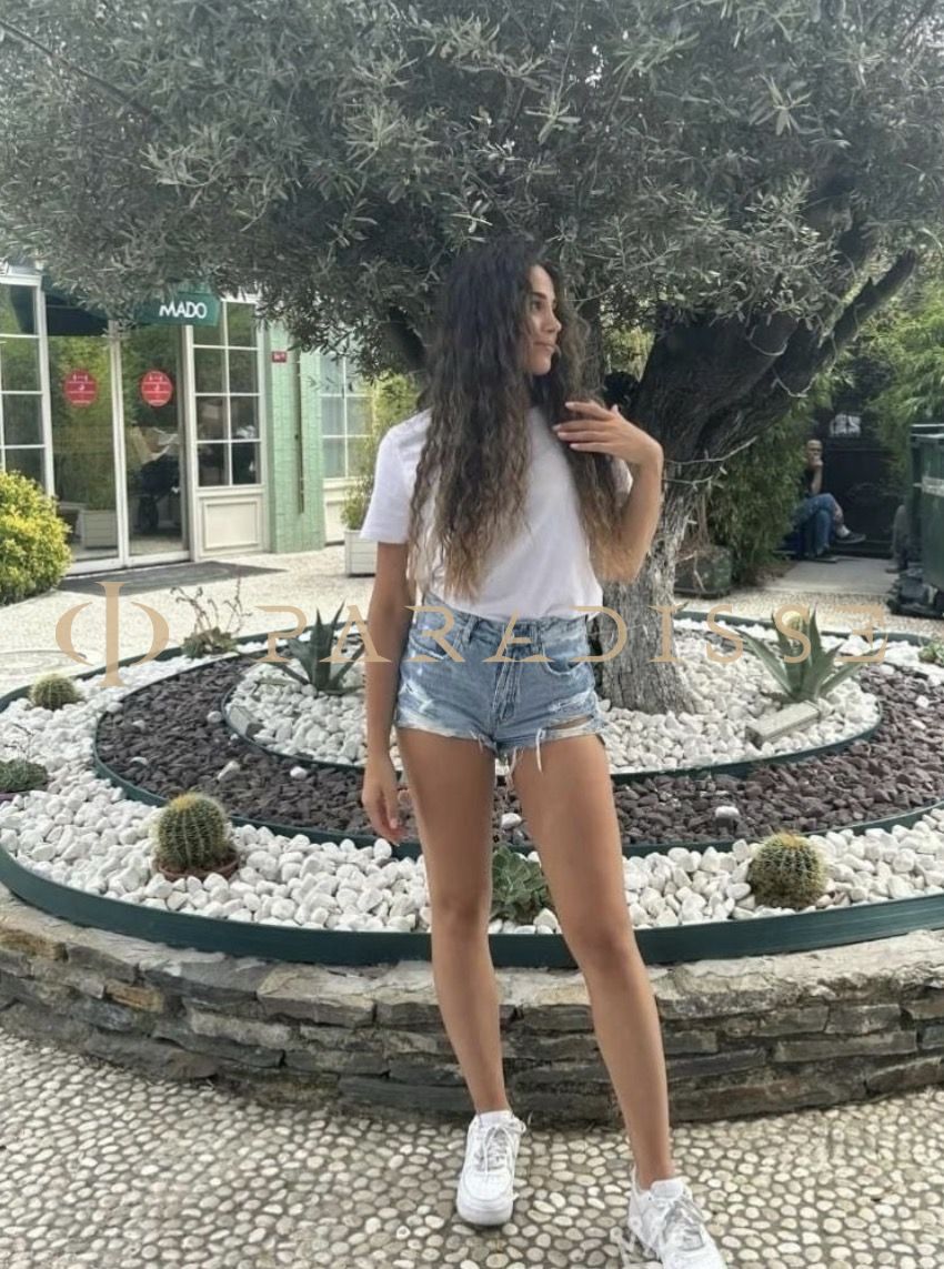 Escorts VIP Paradisse - Ginevra